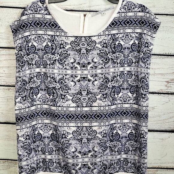 Collective Concepts Medium Blouse - Picture 3 of 8